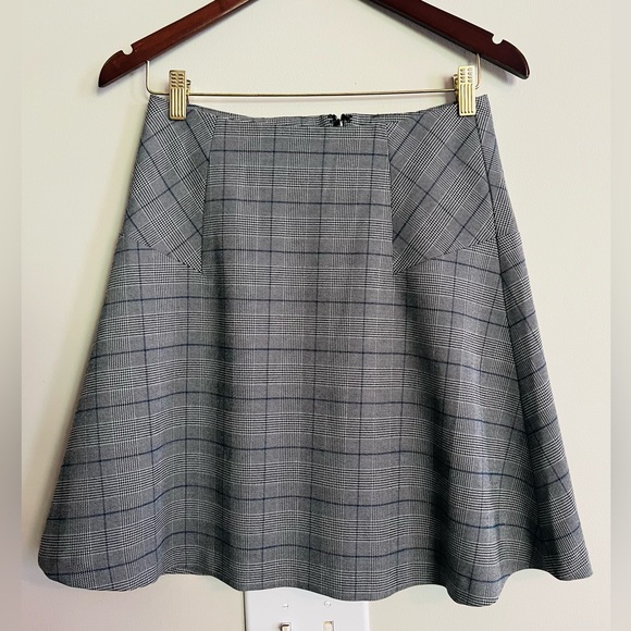 Loft Suit Set Skirt and Blazer - Picture 5 of 7